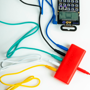 MyVolts - MICKV1RED Faster Red - Image 5